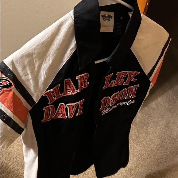 Harley-Davidson Black and White Shirt with Orange Accents - Picture 7 of 8